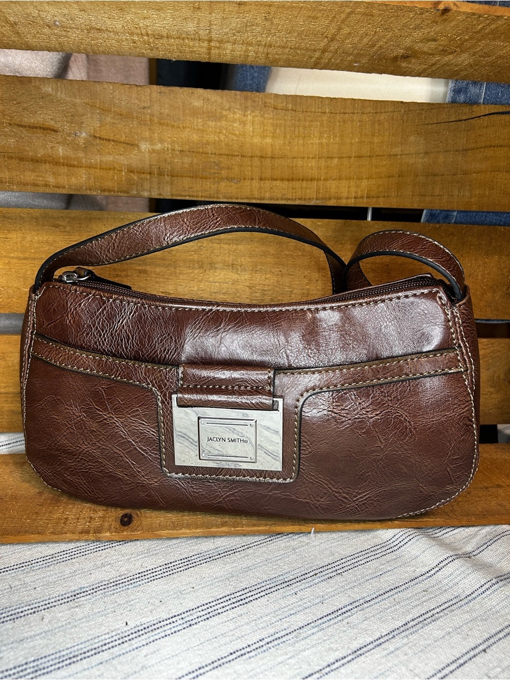 VINTAGE JACQUELINE SMITH VEGAN LEATHER SHOULDER BAG
